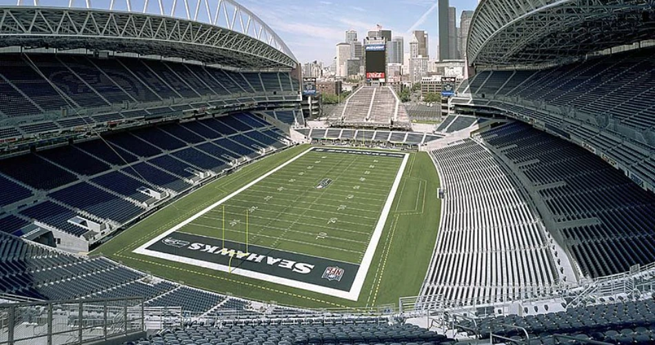 The Ultimate Game Day Experience: Top 10 Must-Visit University Stadiums in the U.S.